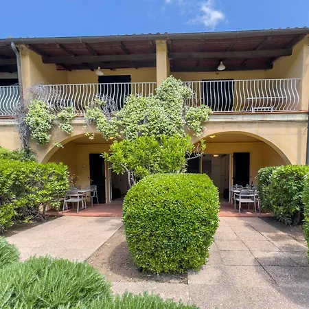 Apartment Stefania A Borgo Alloro Casa Castagno